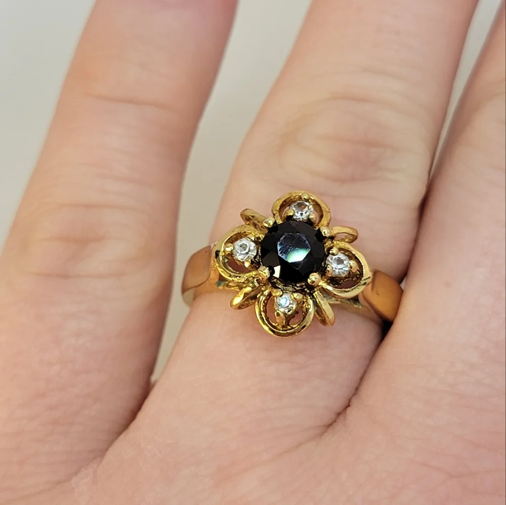 Vintage DAC Garnet Gold Plated Simulated January Birthstone Ring Size 9.5